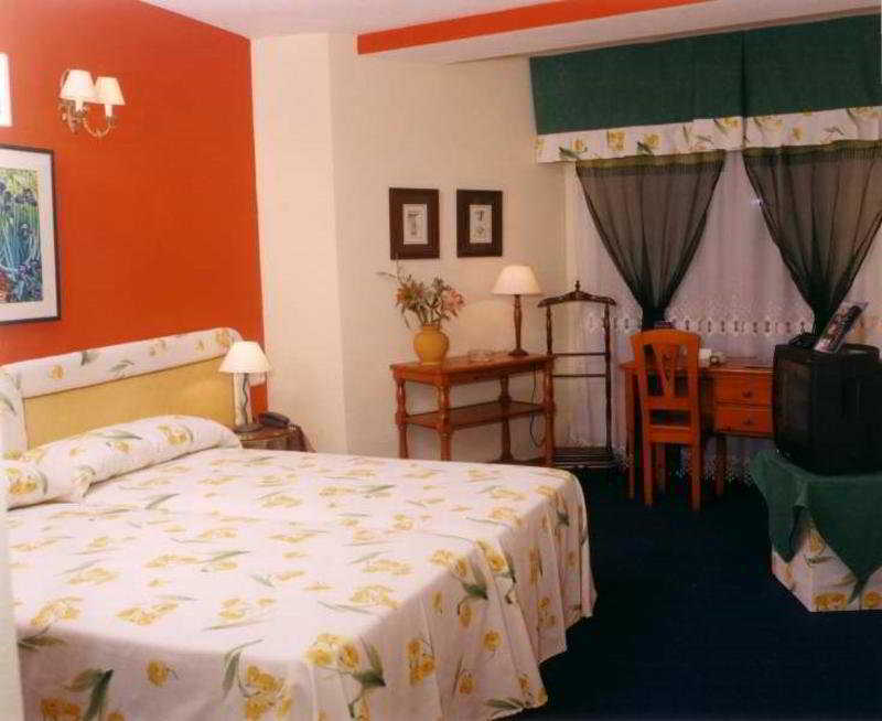 Hotel Reconquista Alzira Room photo